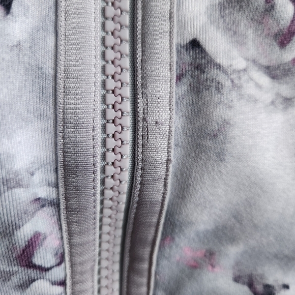 Lululemon If You're Lucky Jacket zip up gray purple Floral bomber Fairycore Sz 8 - Picture 13 of 13